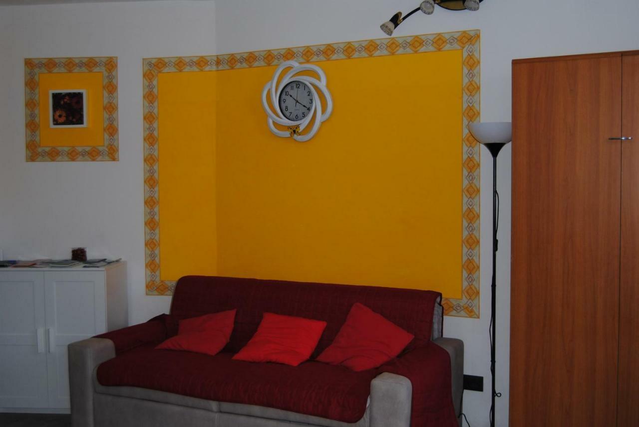 Casa Da Greta Apartment Lezzeno Exterior photo